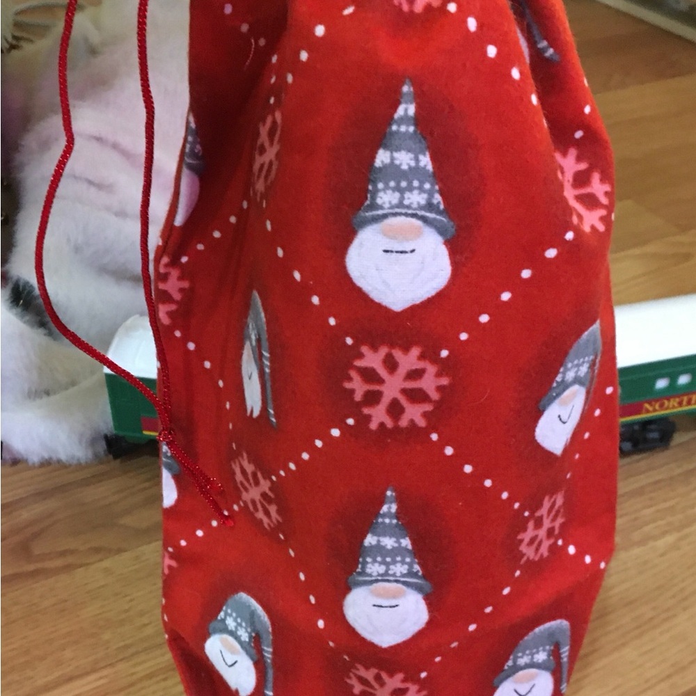 Red Gnome Patterned Wine bottle gift bag